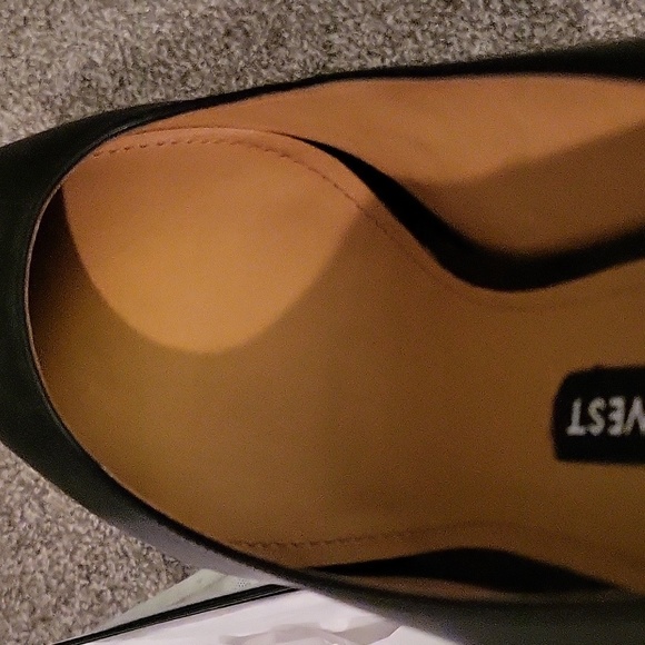 Heels - Picture 7 of 11